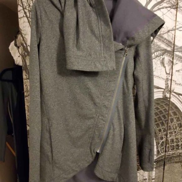 Lululemon wrap sweater - Picture 5 of 7